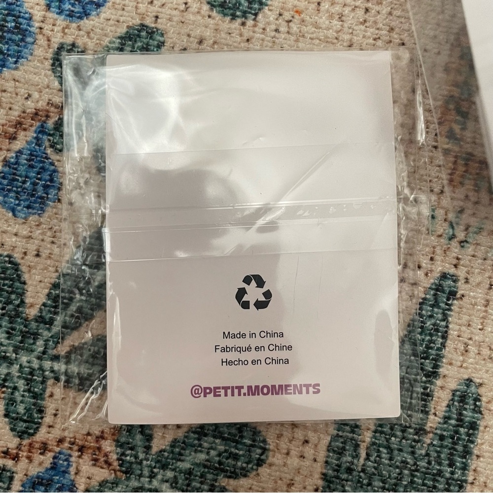 NWT Revolve Petit Moments Gold Pearl Star Charm Bracelet - Picture 5 of 5